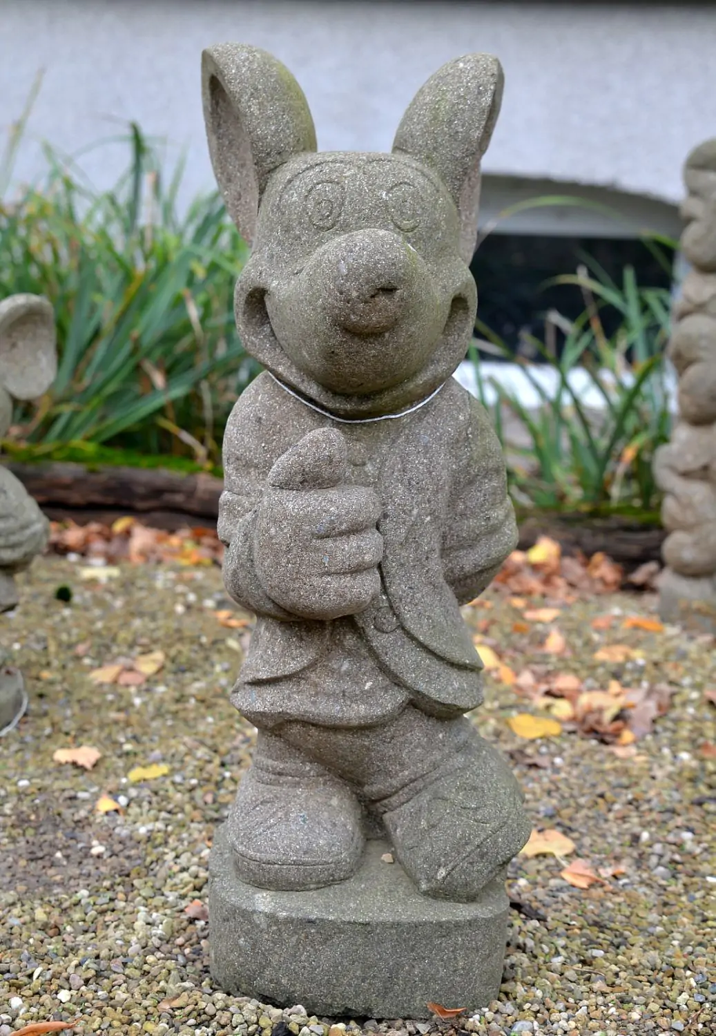  Product image 1 of the product “Standing mouse on base, ca. 85 cm high ”